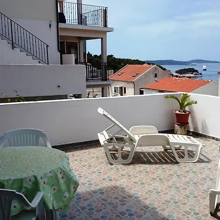 Konukevi Paladina Hvar Town