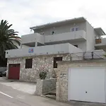 Pensión Paladina 3*